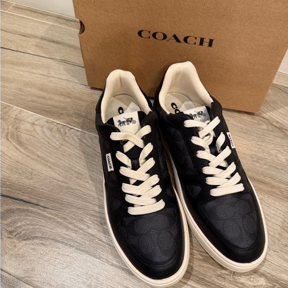 NWT Coach Black and Cream Women Sneakers